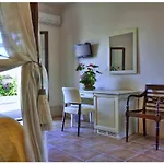 Masseria Li Campi Hotel 4*