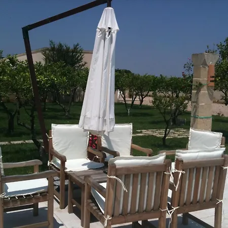 Masseria Li Campi Ξενοδοχείο 4*