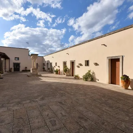 Masseria Li Campi ホテル 4*