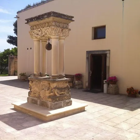 Hotel Masseria Li Campi 4*