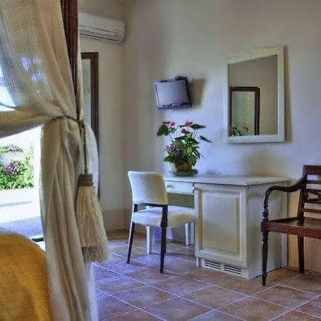 Hotel Masseria Li Campi Cavallino di Lecce
